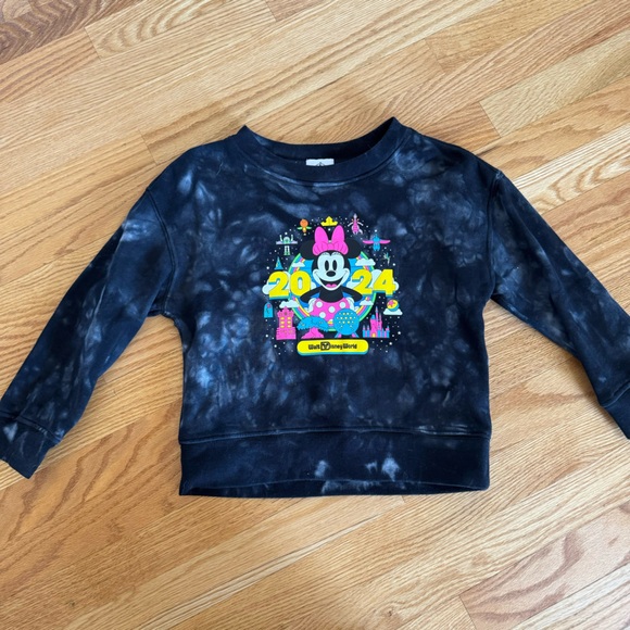 Disney Crewneck - Picture 2 of 4